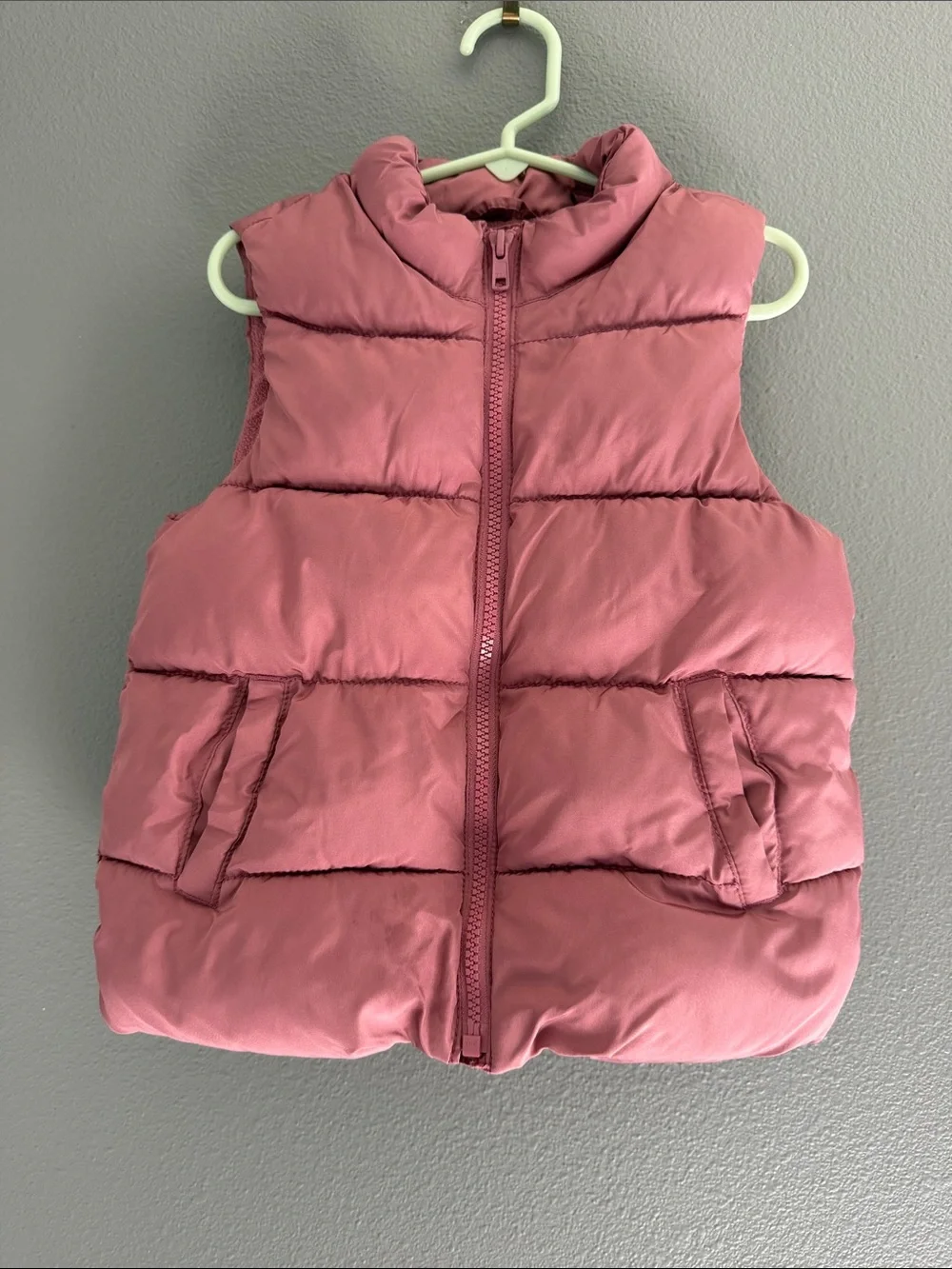 Old Navy Puffer Vest